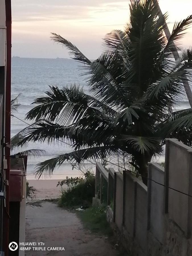 The Ocean Villa At Surf Spot Матара Екстер'єр фото